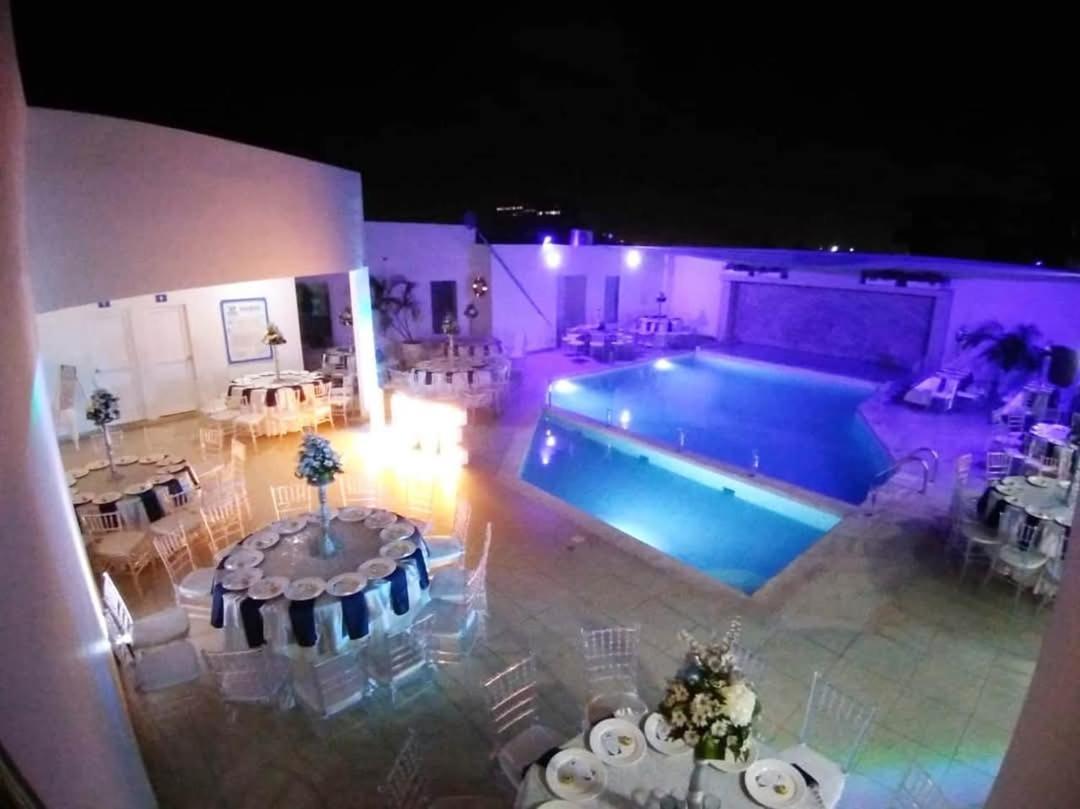 Hotel Doral Barranquilla บาร์รังกีญา ภายนอก รูปภาพ